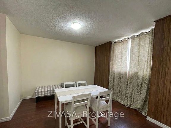 5th image of 320 Dixon Rd #113