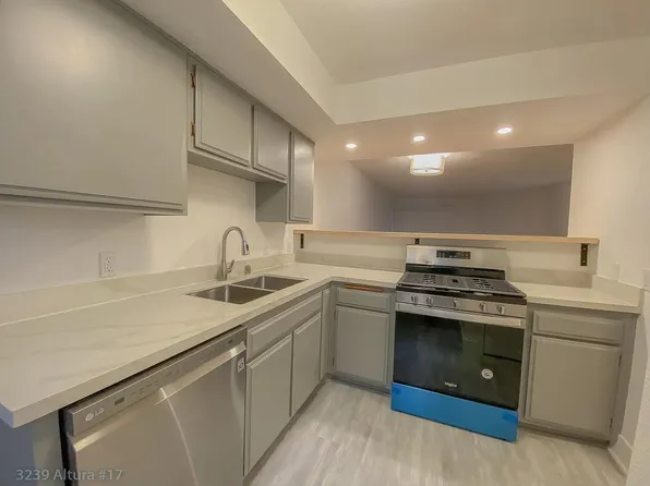 3239 Altura Ave #17, La Crescenta, CA 91214