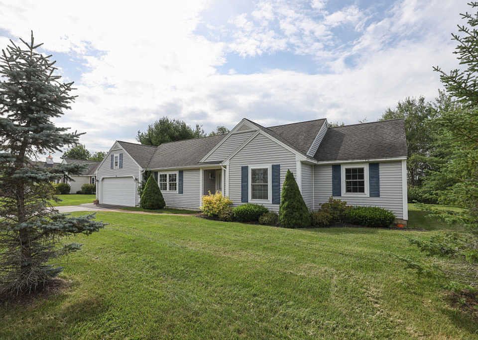 1st image of 10 Juneberry Ln