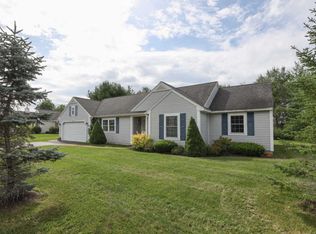 10 Juneberry Ln, Scarborough, ME 04074