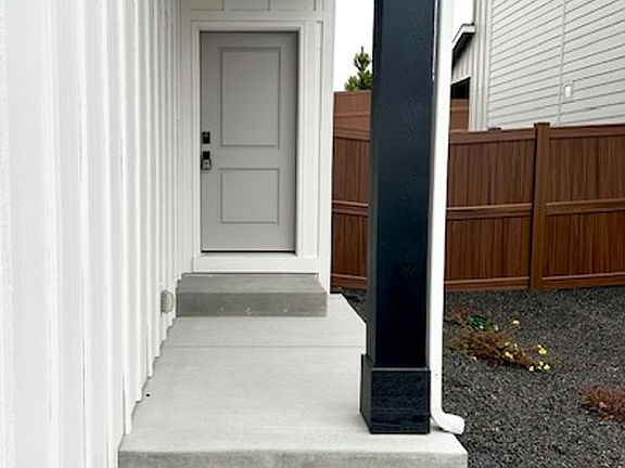 3rd image of 6832 W Corona St