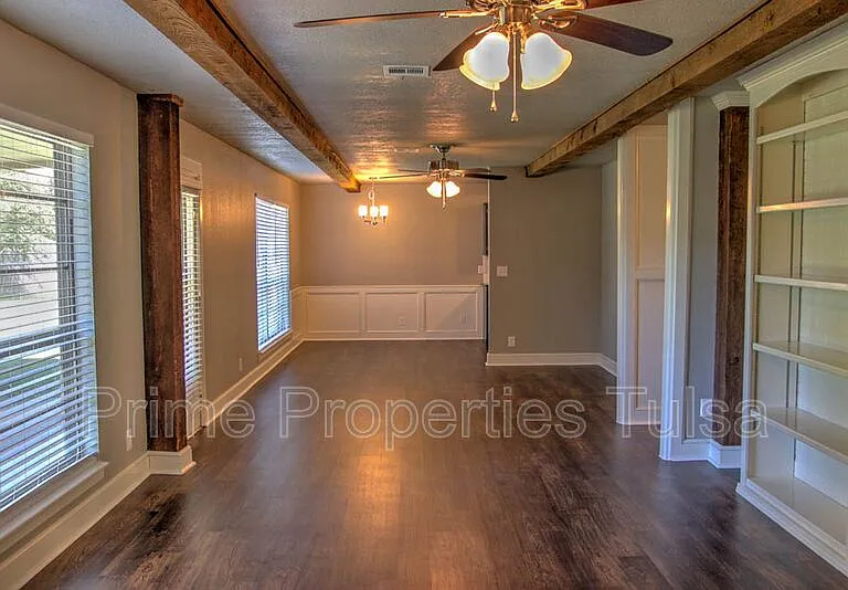 7907 E 80th St — Photo 10