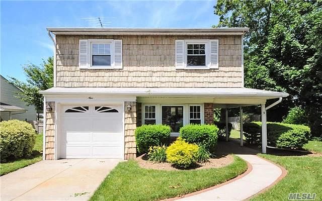 1st image of 9 Whitehall Ln