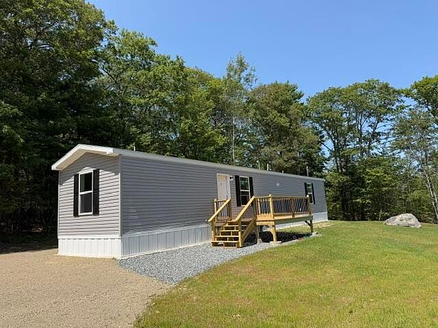 1st image of 17 Bay Woods Road
