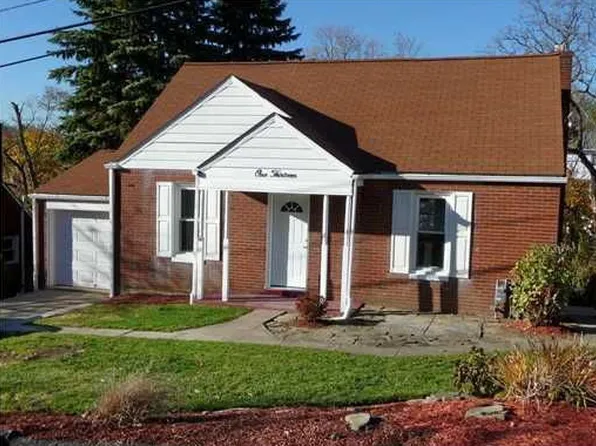 113 Dearment Pkwy, Pittsburgh, PA 15241