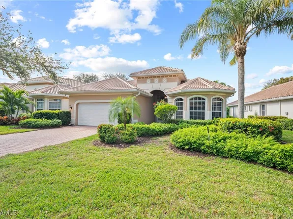 6789 Bent Grass Dr, Naples, FL 34113