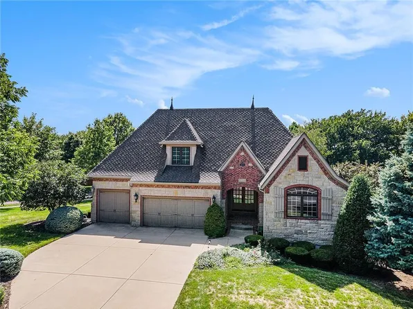 14808 Carter St, Overland Park, KS 66221