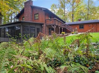 9239 Lakewood Dr NE, Mineral City, OH 44656