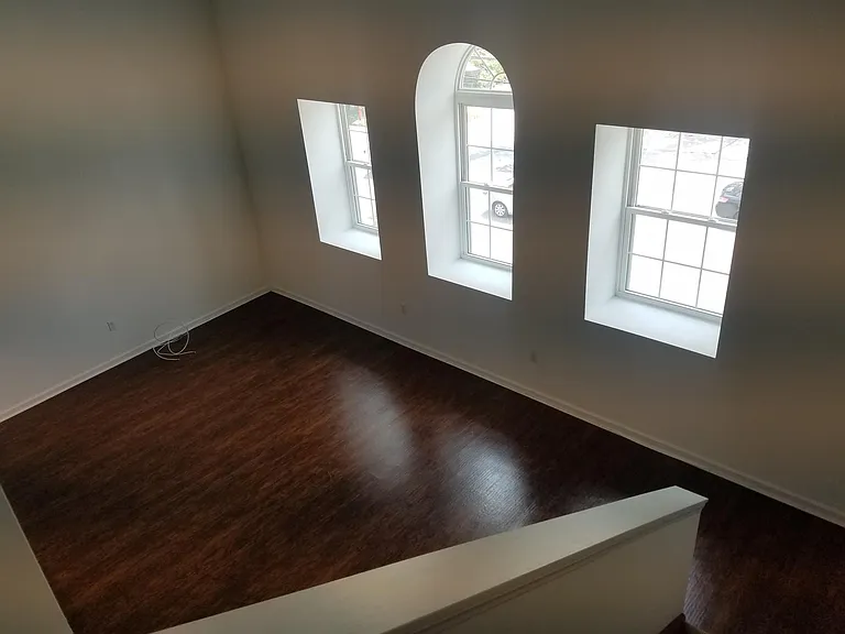 2231 Bryn Mawr Ave #12 — Photo 5