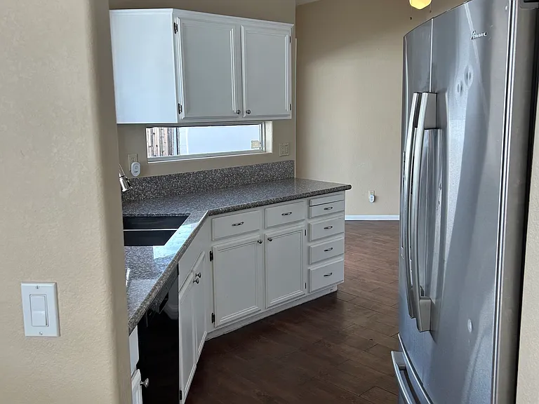 15822 N 5th Ave — Photo 13
