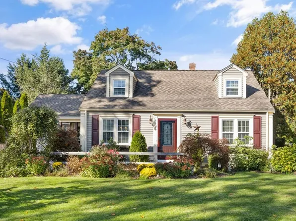 6 South St, Maynard, MA 01754