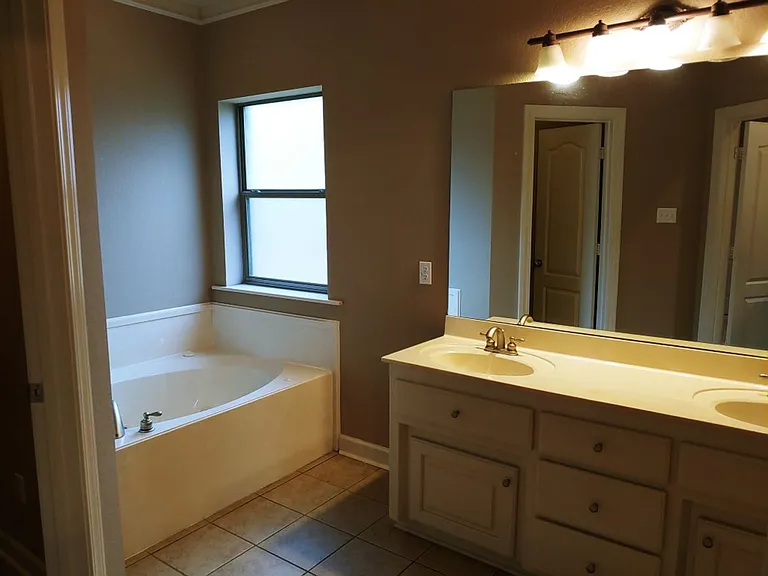 9124 Wetherbee Cir — Photo 16