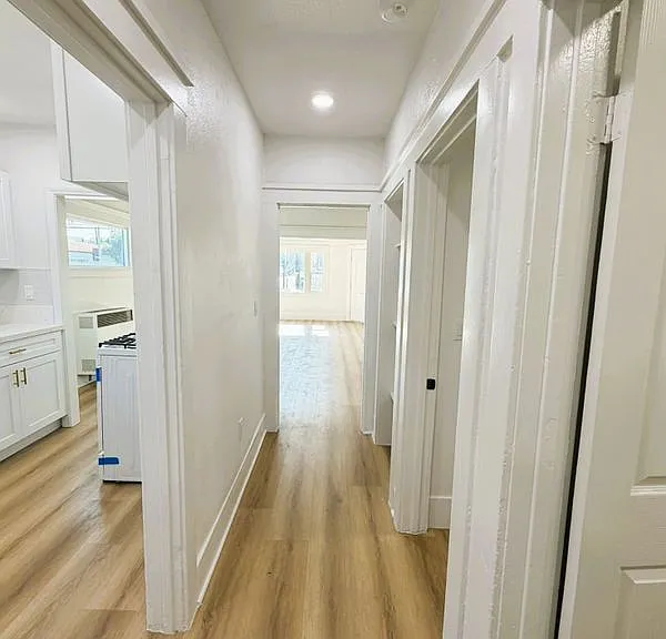 1175 E Broadway — Photo 13