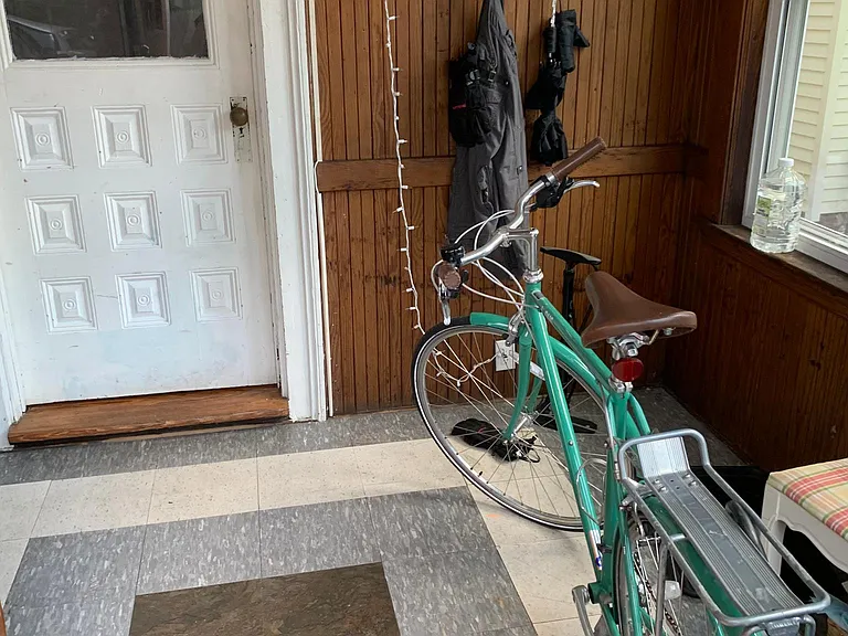 8 Perry St — Photo 16