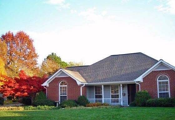 1st image of 2203 Cheshire Cir SW