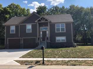 411 Tamera Dr, Kearney, MO 64060