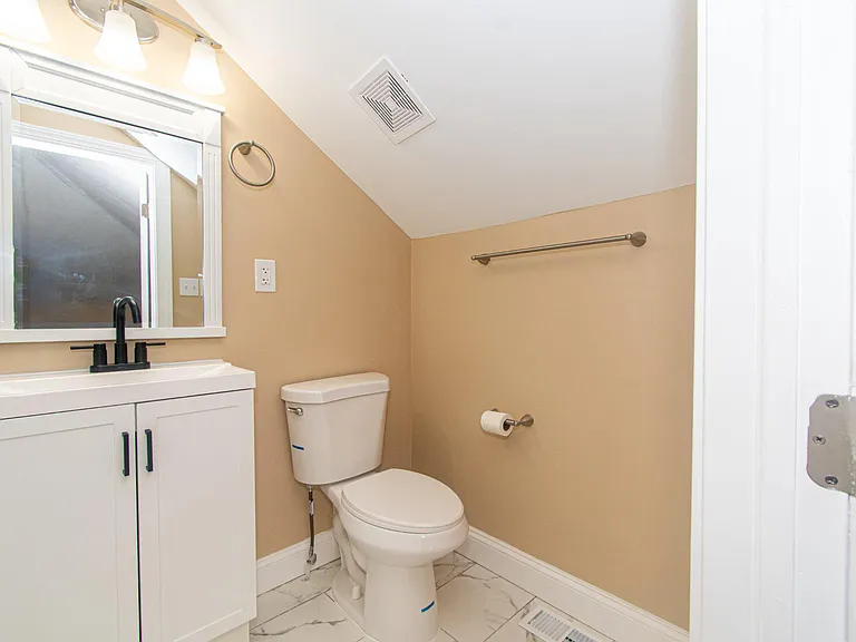 4103 Barrington Rd #2 — Photo 22