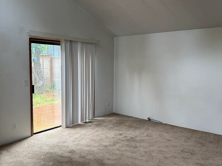3505 SW Vesta St — Photo 40