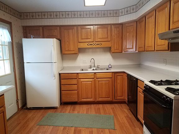 3rd image of 3319 Green Dale Dr