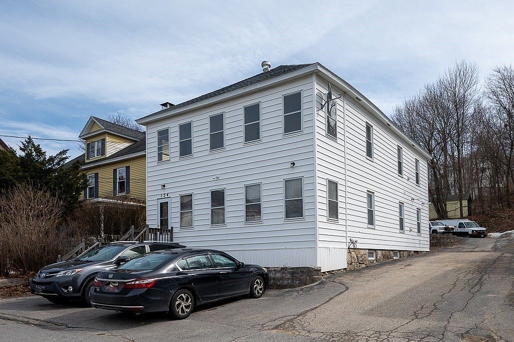 134 Baker St, Gardner, MA 01440 | Zillow
