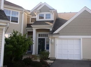 1248 Fairview Cir, Stewartsville, NJ 08886