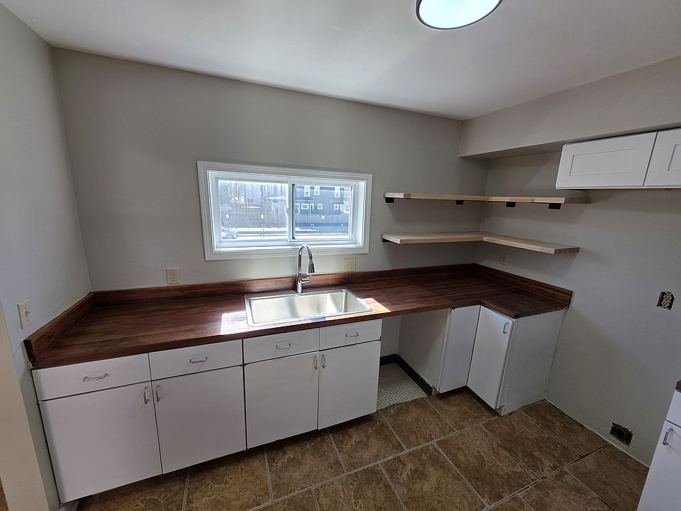 1st image of 15613 Detroit Ave APT 2