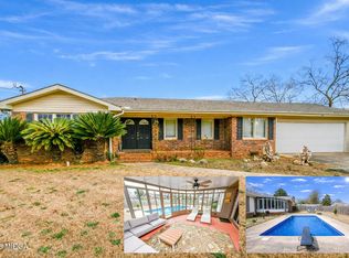 316 Meadowridge Dr, Warner Robins, GA 31093