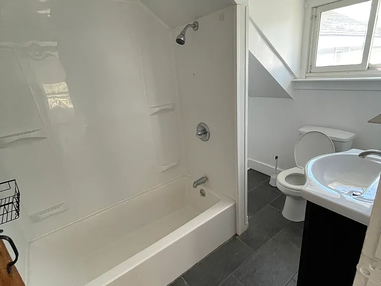 8 3rd St #4 — Photo 4