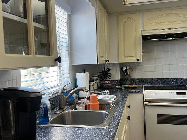 1150 Tarpon Center Dr #201 — Photo 12