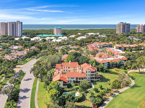 5th image of 5850 Pelican Bay Blvd APT D