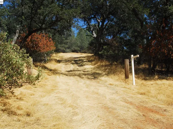 3341 Rancho Tierra Ct, Cameron Park, CA 95682