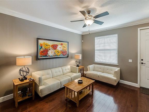 5th image of 3642 Peppervine Dr