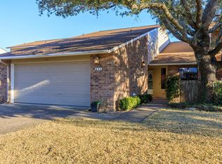 471 Summit Cir, Fredericksburg, TX 78624