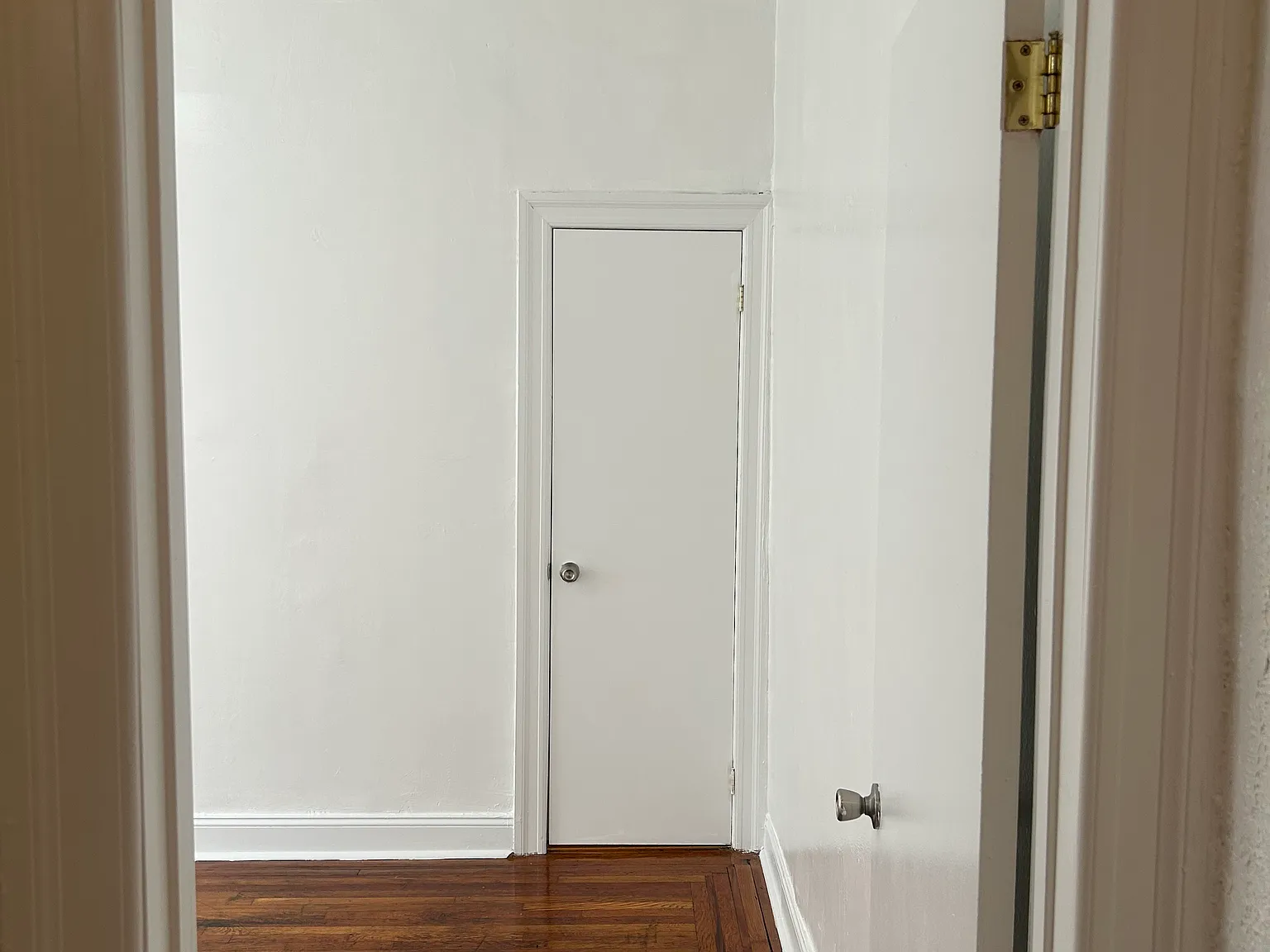 64 W 192nd St — Photo 3