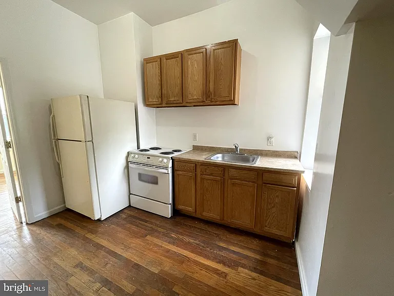 1021 N Caroline St #2 — Photo 5