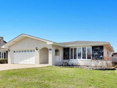2936 Halifax Ave, Westchester, IL, 60154