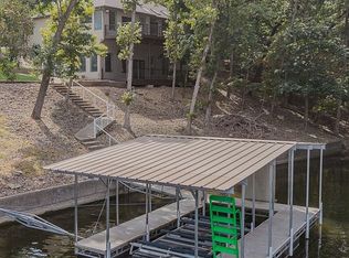 135 Greensboro Ct, Four Seasons, MO 65049