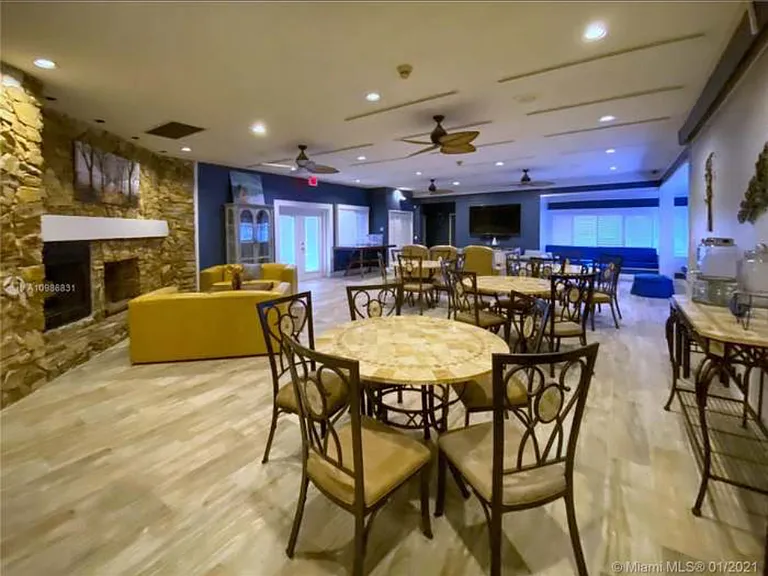 1378 Osprey Ct — Photo 22