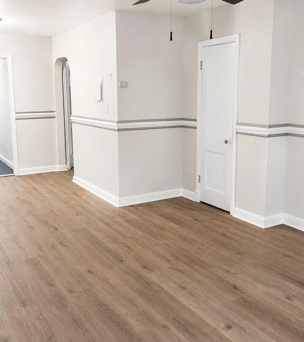 4 bed, 2.0 bath, 815 sqft, $2,300 — Photo 4