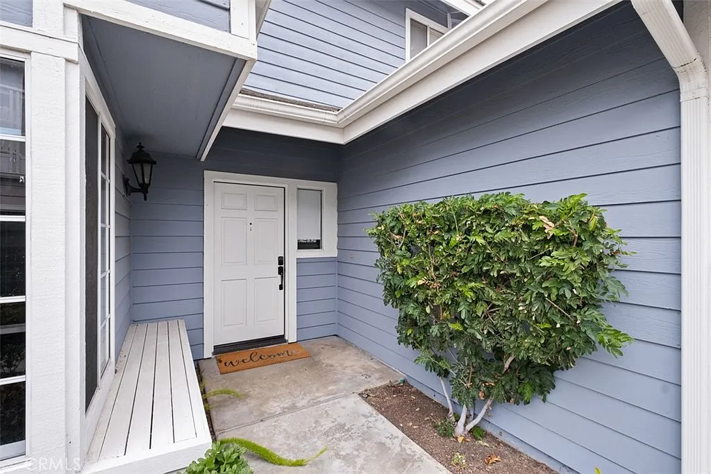 2 bed, 1248 sqft, $4,995 — Photo 3
