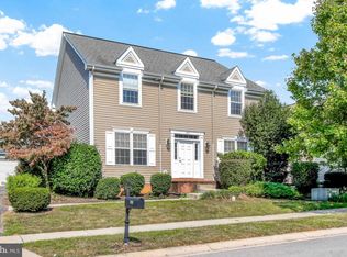 505 Thornberry Ln, Lititz, PA 17543