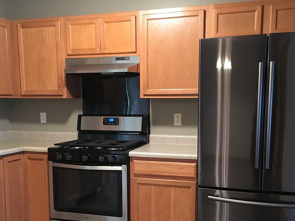 2nd image of 1801 Dainesway