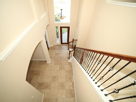 5th image of 9310 Castlehead Dr