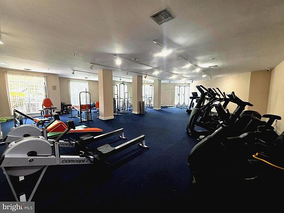 5th image of 602 Churchill Rd APT P
