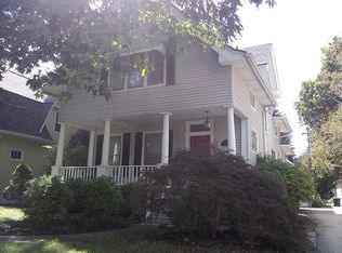 105 Vale St, Bloomington, IL 61701