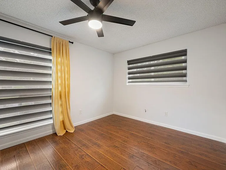 1003 Minda Dr — Photo 31