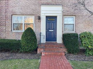 406 Merrick Rd UNIT A, Rockville Centre, NY 11570