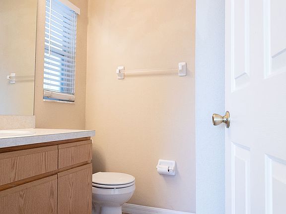 5th image of 1466 Voltaire St