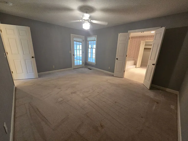 215 Mill Pond Rd — Photo 23