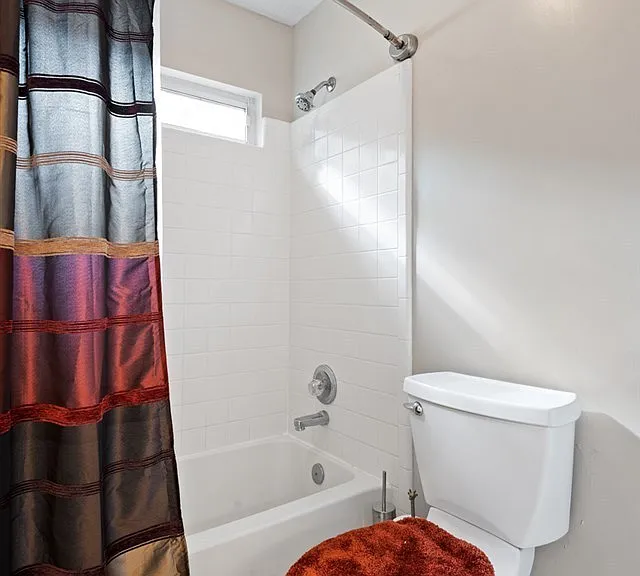 5355 Saint Ives Ln — Photo 14